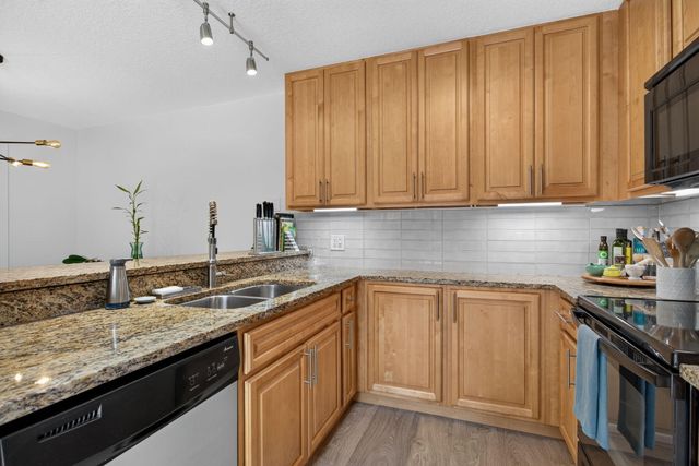 9113 SW 20th Court A, Davie, FL 33324