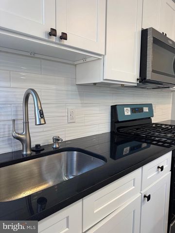 1528 S VOGDES ST, Philadelphia, PA 19143