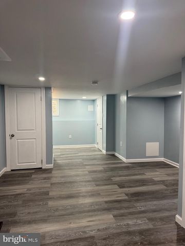1528 S VOGDES ST, Philadelphia, PA 19143