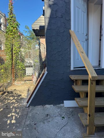1528 S VOGDES ST, Philadelphia, PA 19143
