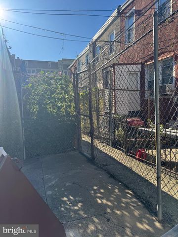 1528 S VOGDES ST, Philadelphia, PA 19143
