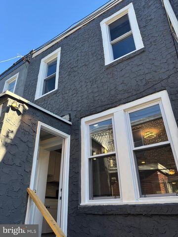 1528 S VOGDES ST, Philadelphia, PA 19143
