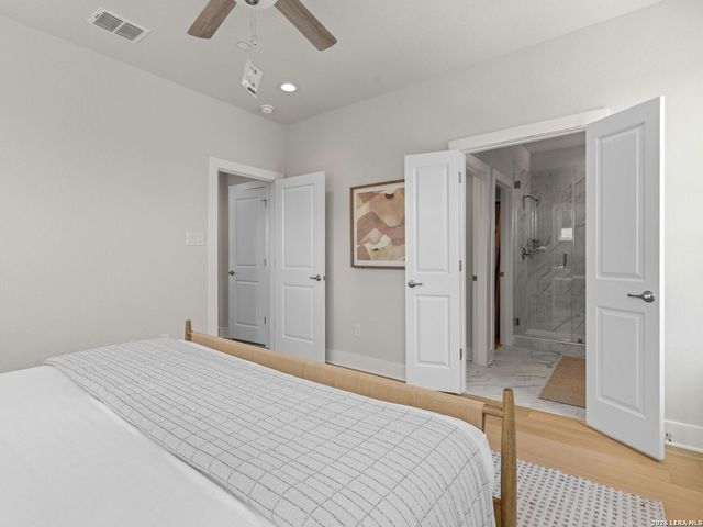 543 McMonigal Pl Bldg 3, San Antonio, TX 78210