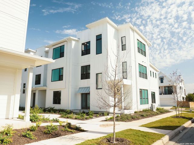 543 McMonigal Pl Bldg 3, San Antonio, TX 78210