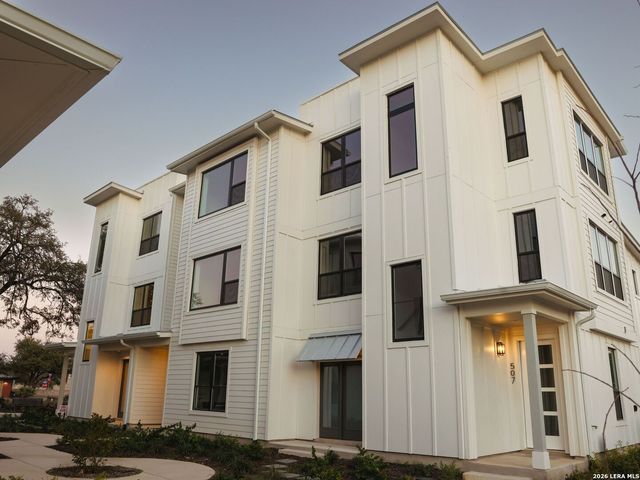 543 McMonigal Pl Bldg 3, San Antonio, TX 78210