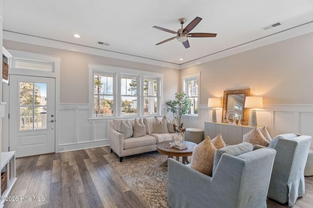 1903 W Yacht Drive, Oak Island, NC 28465