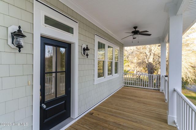 1903 W Yacht Drive, Oak Island, NC 28465