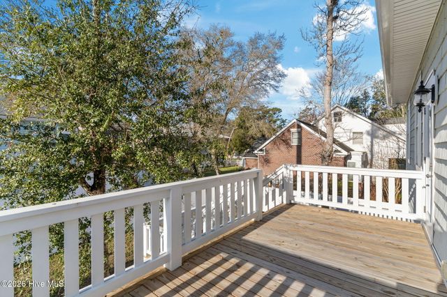 1903 W Yacht Drive, Oak Island, NC 28465