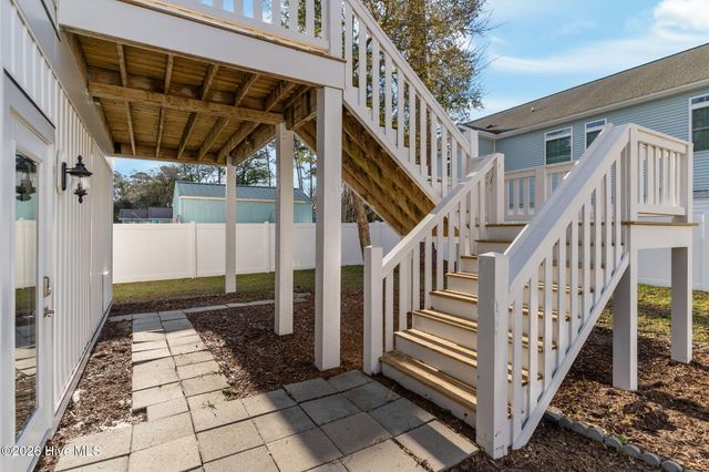 1903 W Yacht Drive, Oak Island, NC 28465