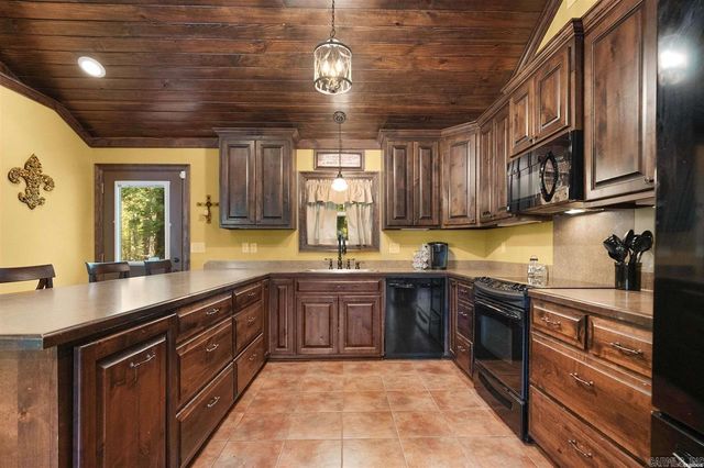 1622 Edgewood Drive, Bismarck, AR 71929