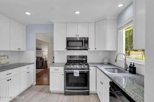 117 Duda Lane, Matawan, NJ 07747