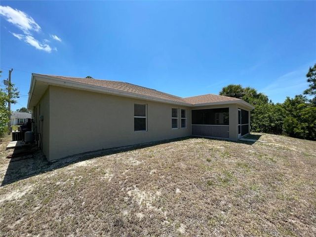 1221 Summa BLVD, Lehigh Acres, FL 33974