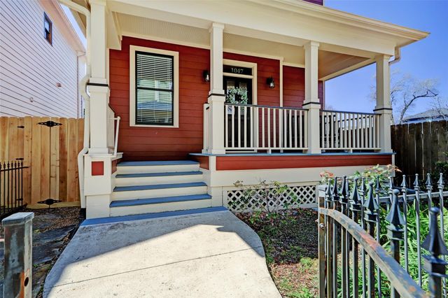 1047 W 16th Street, Houston, TX 77008