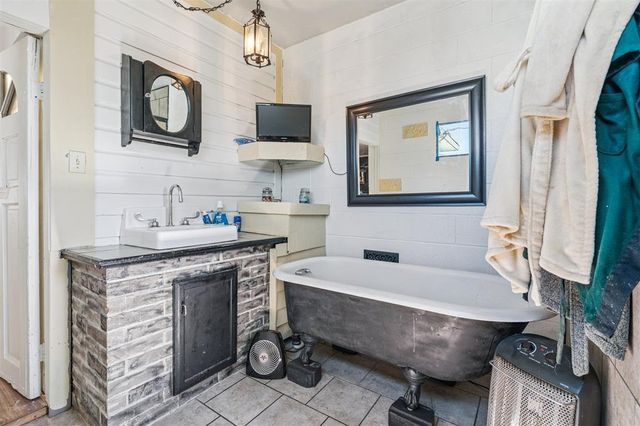 4220 SW 32nd Street, Oklahoma City, OK 73119