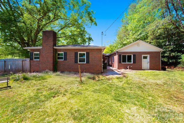 1822 Blowing Rock Boulevard, Lenoir, NC 28645