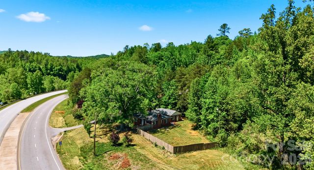 1822 Blowing Rock Boulevard, Lenoir, NC 28645