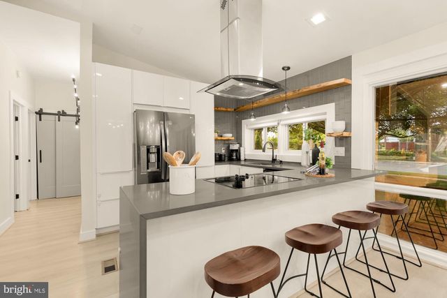10402 GILMOURE DR, Silver Spring, MD 20901