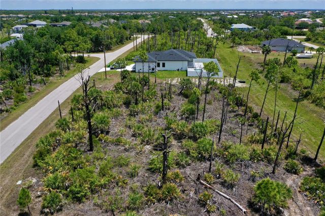 8228 LEAFY WAY, Port Charlotte, FL 33981