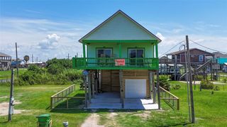 908 Trout Boulevard, Crystal Beach, TX 77650