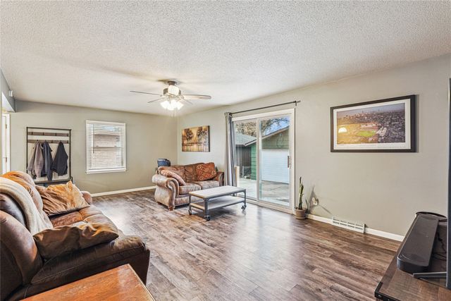 302 NW Arlan Drive, Ankeny, IA 50023