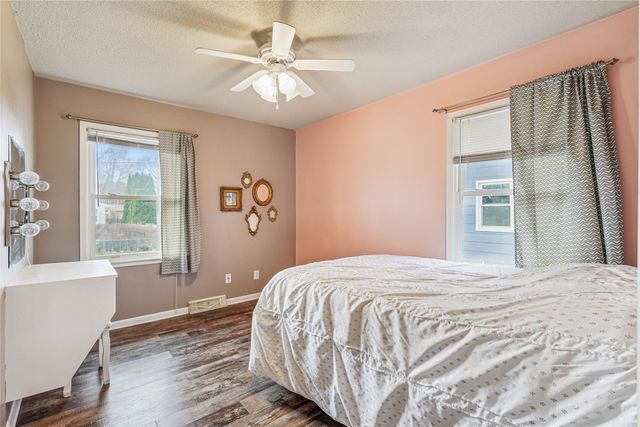 302 NW Arlan Drive, Ankeny, IA 50023