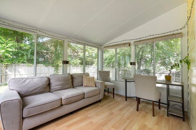 4 Maxdale Rd, Worcester, MA 01602
