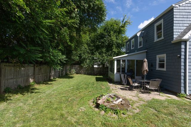 4 Maxdale Rd, Worcester, MA 01602