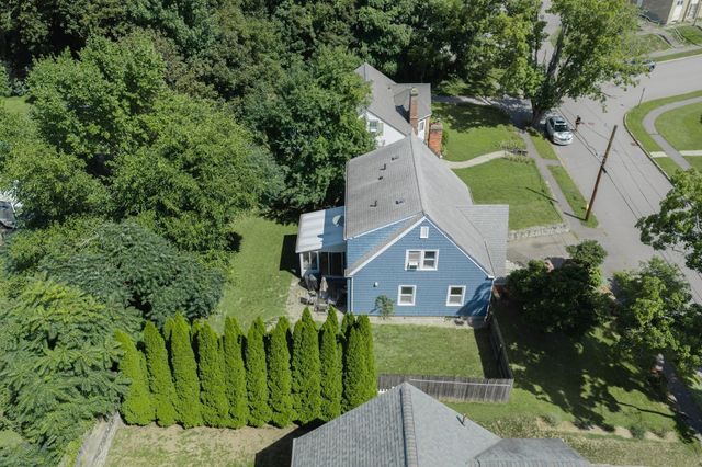 4 Maxdale Rd, Worcester, MA 01602