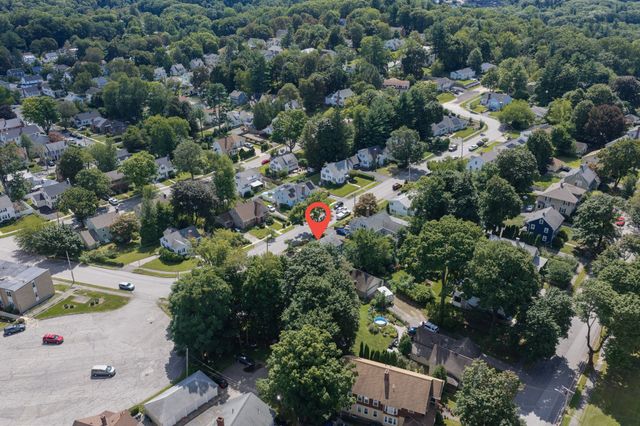 4 Maxdale Rd, Worcester, MA 01602