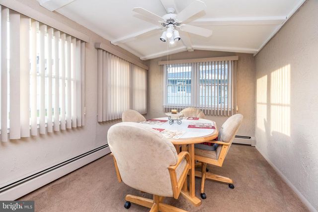 29 HOPE RD, Levittown, PA 19056