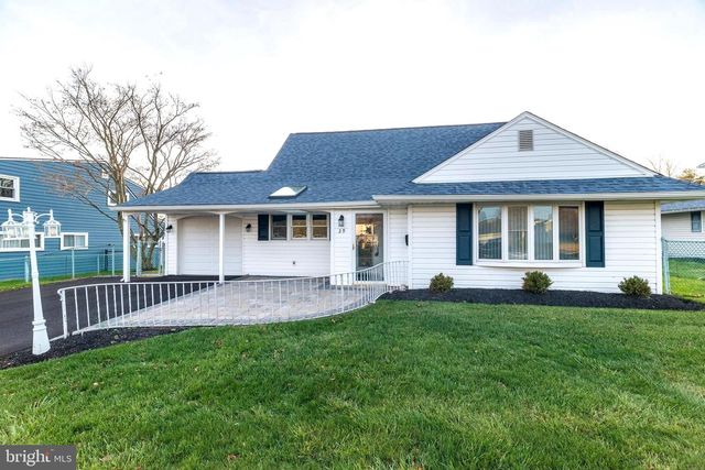 29 HOPE RD, Levittown, PA 19056