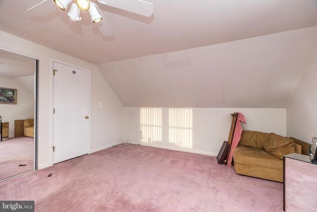 29 HOPE RD, Levittown, PA 19056