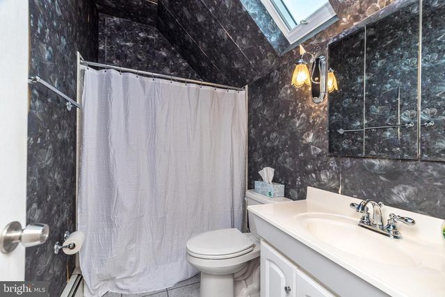 29 HOPE RD, Levittown, PA 19056