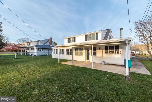 29 HOPE RD, Levittown, PA 19056