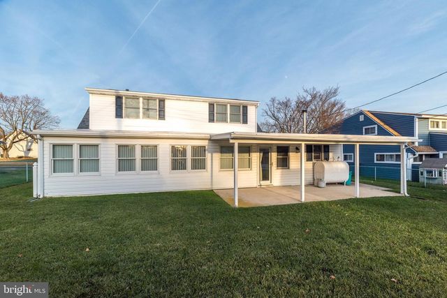 29 HOPE RD, Levittown, PA 19056