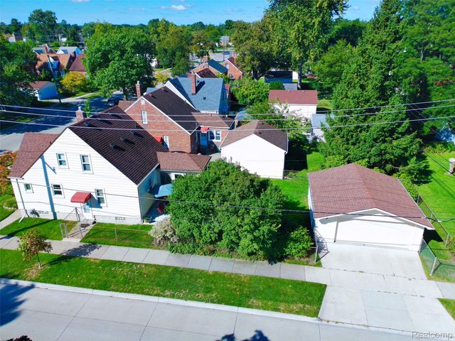 23800 Buckingham Street, Dearborn, MI 48128
