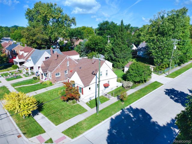 23800 Buckingham Street, Dearborn, MI 48128