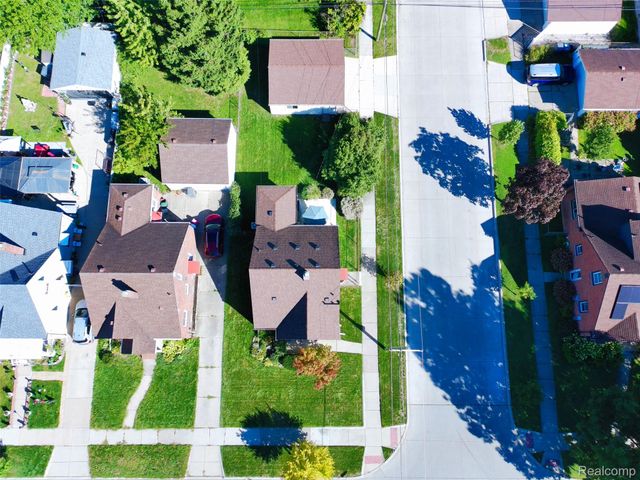 23800 Buckingham Street, Dearborn, MI 48128