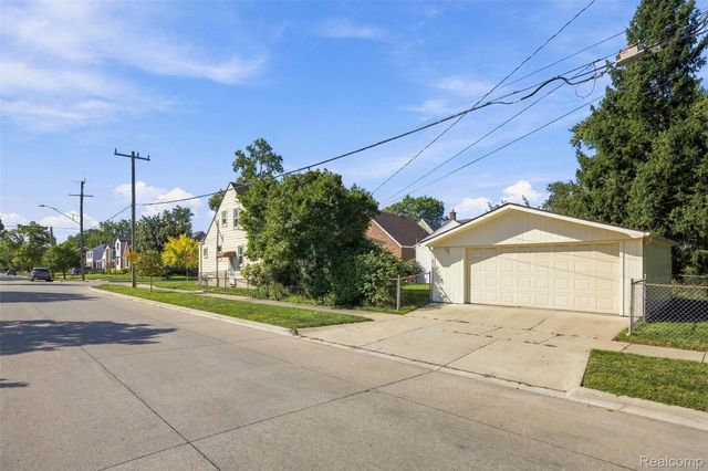 23800 Buckingham Street, Dearborn, MI 48128