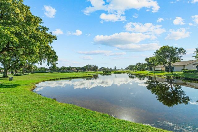 5605 Forest Oaks Terrace, Delray Beach, FL 33484