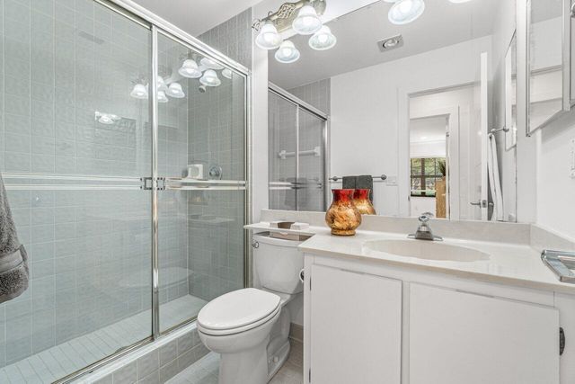 5605 Forest Oaks Terrace, Delray Beach, FL 33484