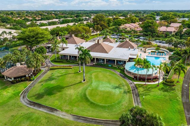 5605 Forest Oaks Terrace, Delray Beach, FL 33484