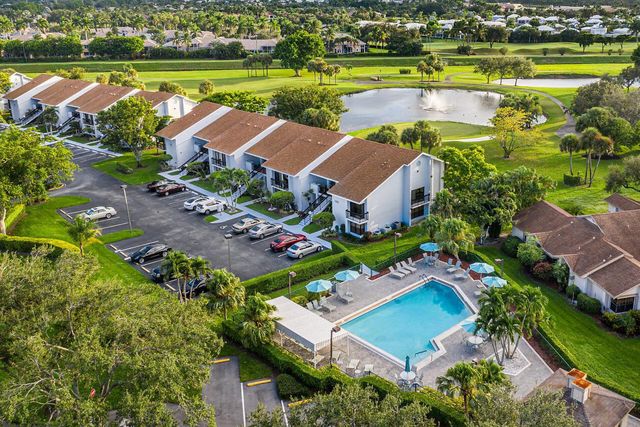 5605 Forest Oaks Terrace, Delray Beach, FL 33484