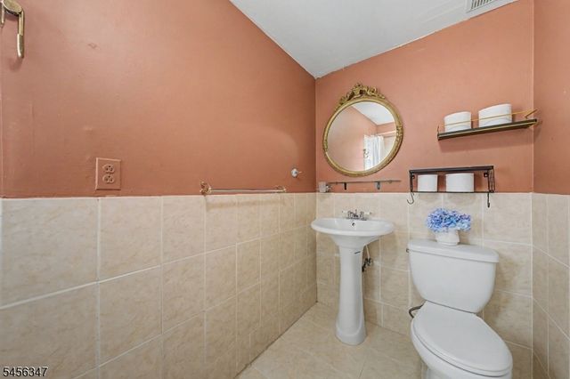 11 Dolly Dr, Parsippany-troy Hills Twp., NJ 07054