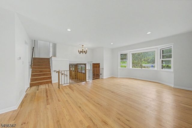 11 Dolly Dr, Parsippany-troy Hills Twp., NJ 07054