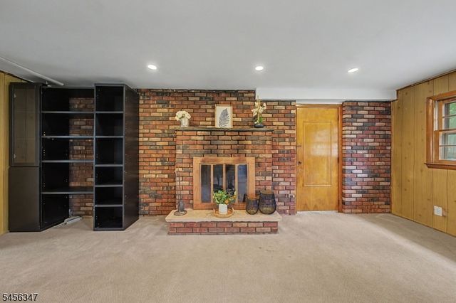 11 Dolly Dr, Parsippany-troy Hills Twp., NJ 07054