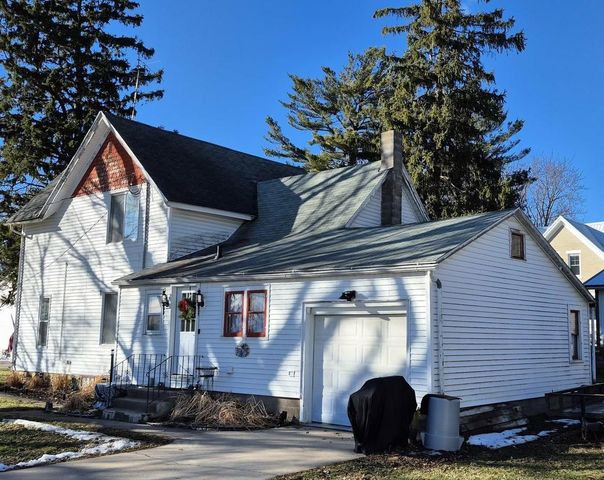 216 Coon Prairie Avenue, Westby, WI 54667