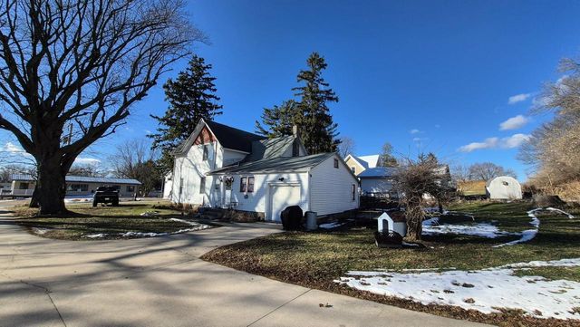 216 Coon Prairie Avenue, Westby, WI 54667