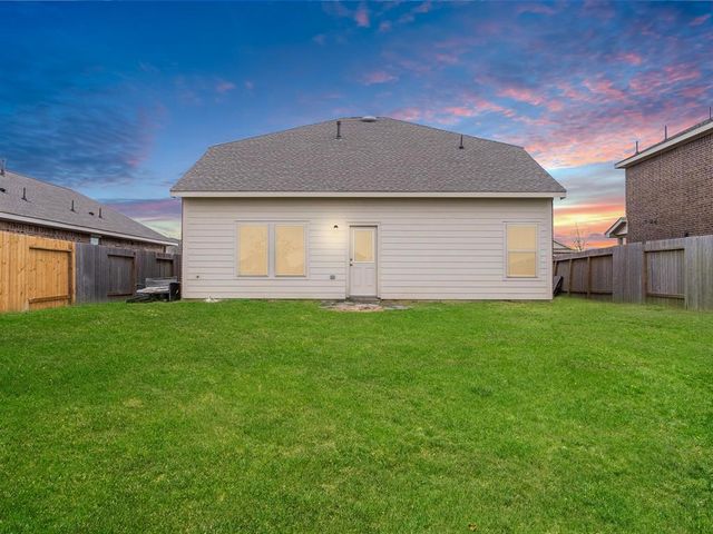 512 Maple Bend, La Marque, TX 77568