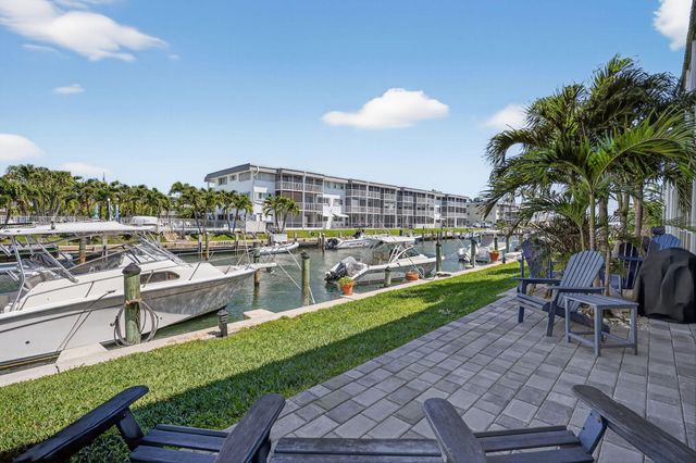 121 Wettaw Lane 112, North Palm Beach, FL 33408